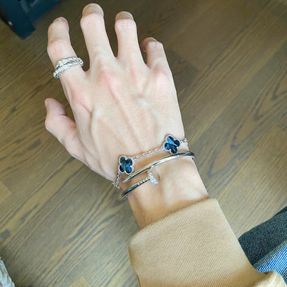 [Everoly JW]CLOVER 5 MOTIF PIETERSITE SILVER BRACELET
