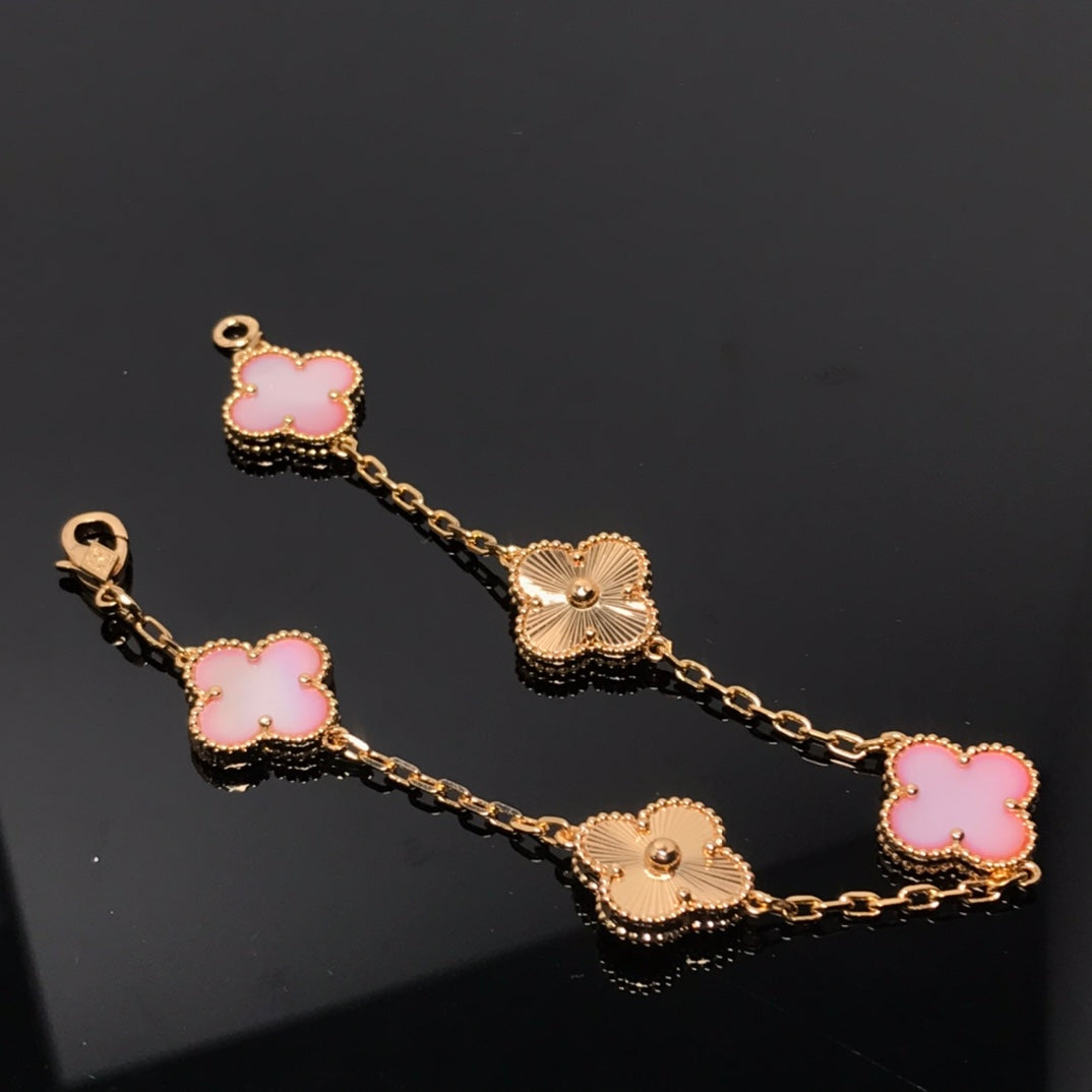 [Everoly JW]CLOVER BRACELET 5 MOTIF PINK AND PINK GOLD