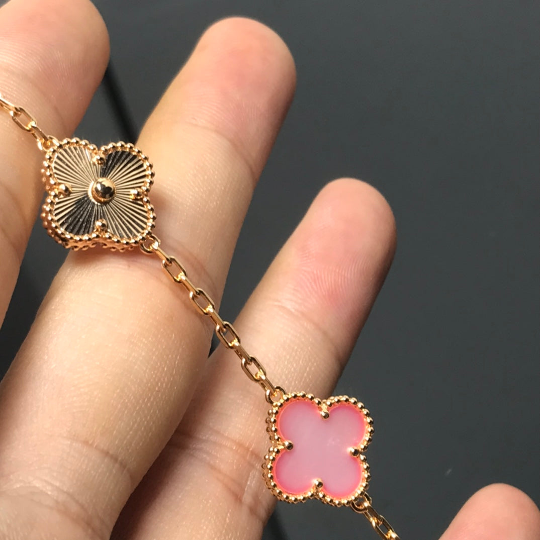 [Everoly JW]CLOVER BRACELET 5 MOTIF PINK AND PINK GOLD